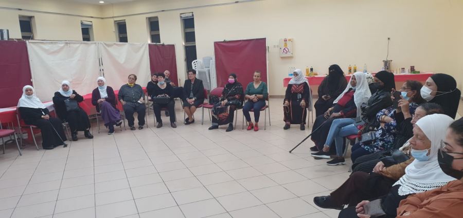 الجماهيري الرملة يحتفي بالأمهات والجدات ويكرمهن 